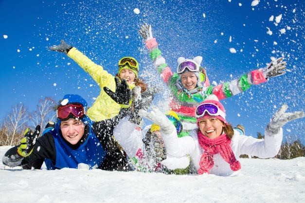 skifahrerfamilie sh.jpg